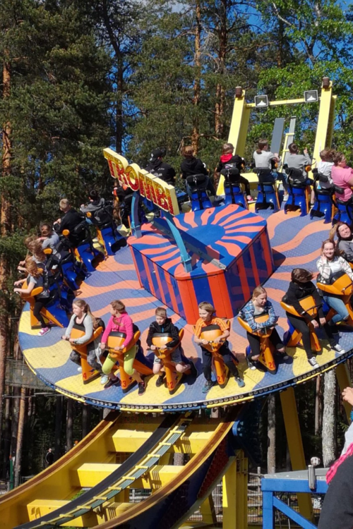 Perheretki Tykkimäelle Perheretki Tykkimäelle